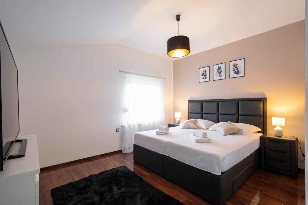 Apartment Absolute Gray Zadar Exterior photo
